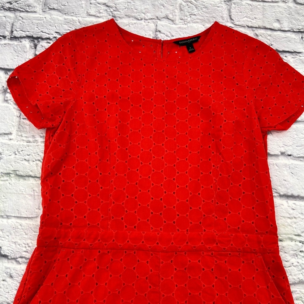 Banana Republic Womens Red Eyelet Lace Romper Short Sleeve Size 6 - Picture 5 of 10